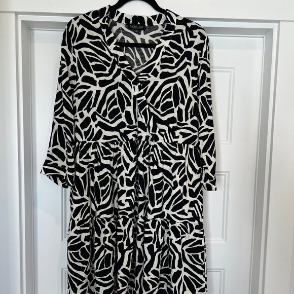 Rachel Zoe Women Size Large Black/White Zebra Print Babydoll Trapeze Dress - Picture 1 of 8